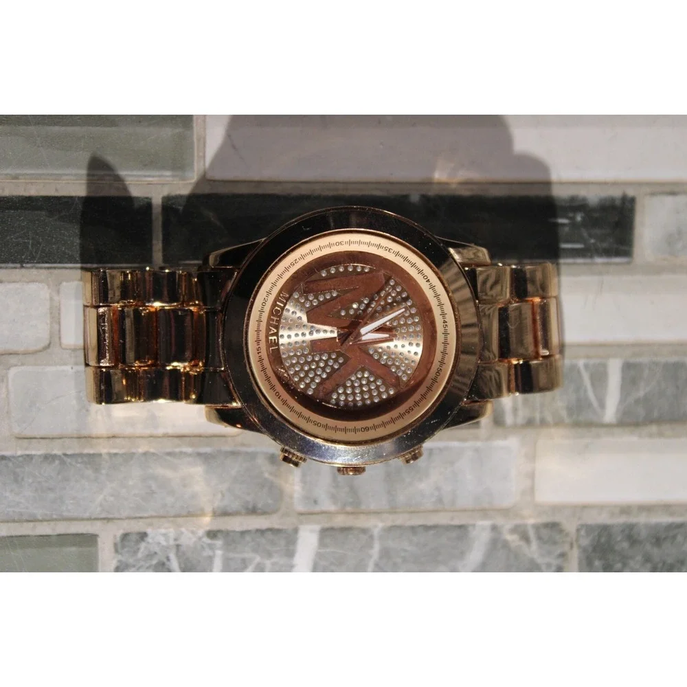 Michael Kohrs Watch‎ Broken Glass Came off Face